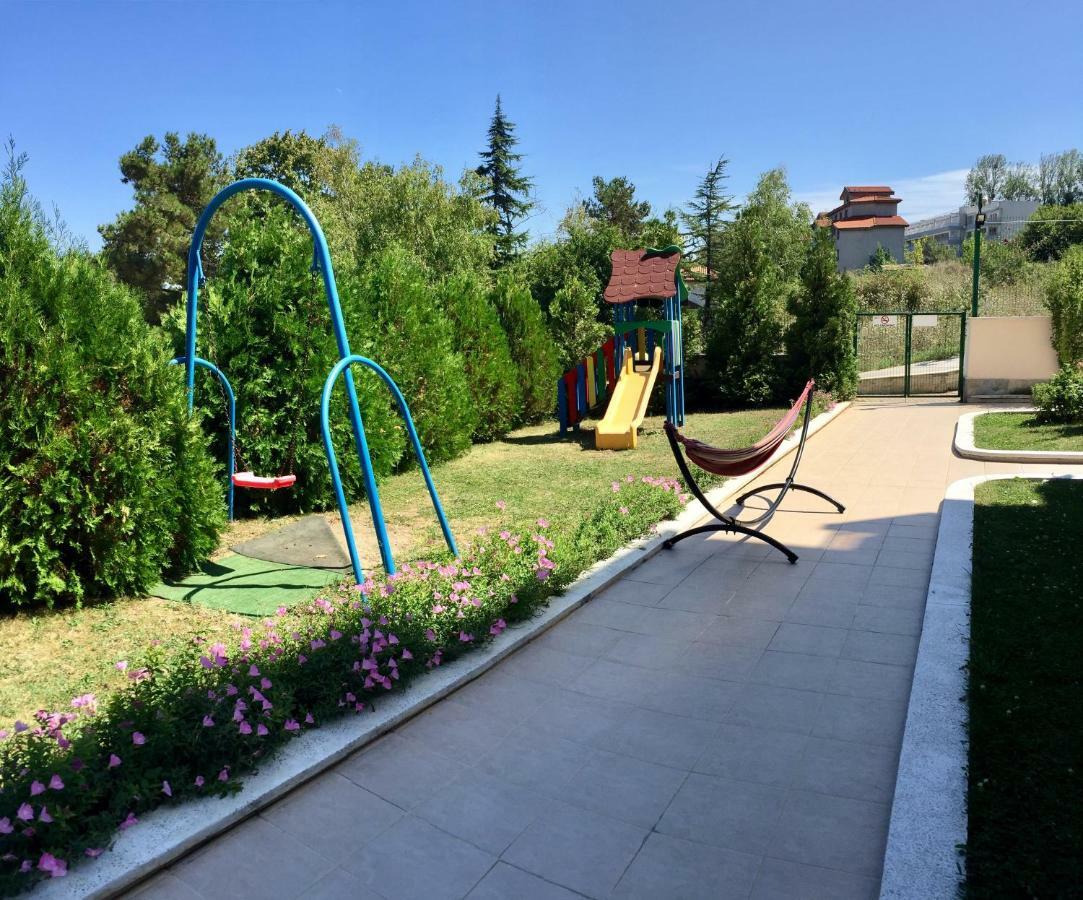 К-Кс "Солита", Студио Под Наем Byala  Esterno foto